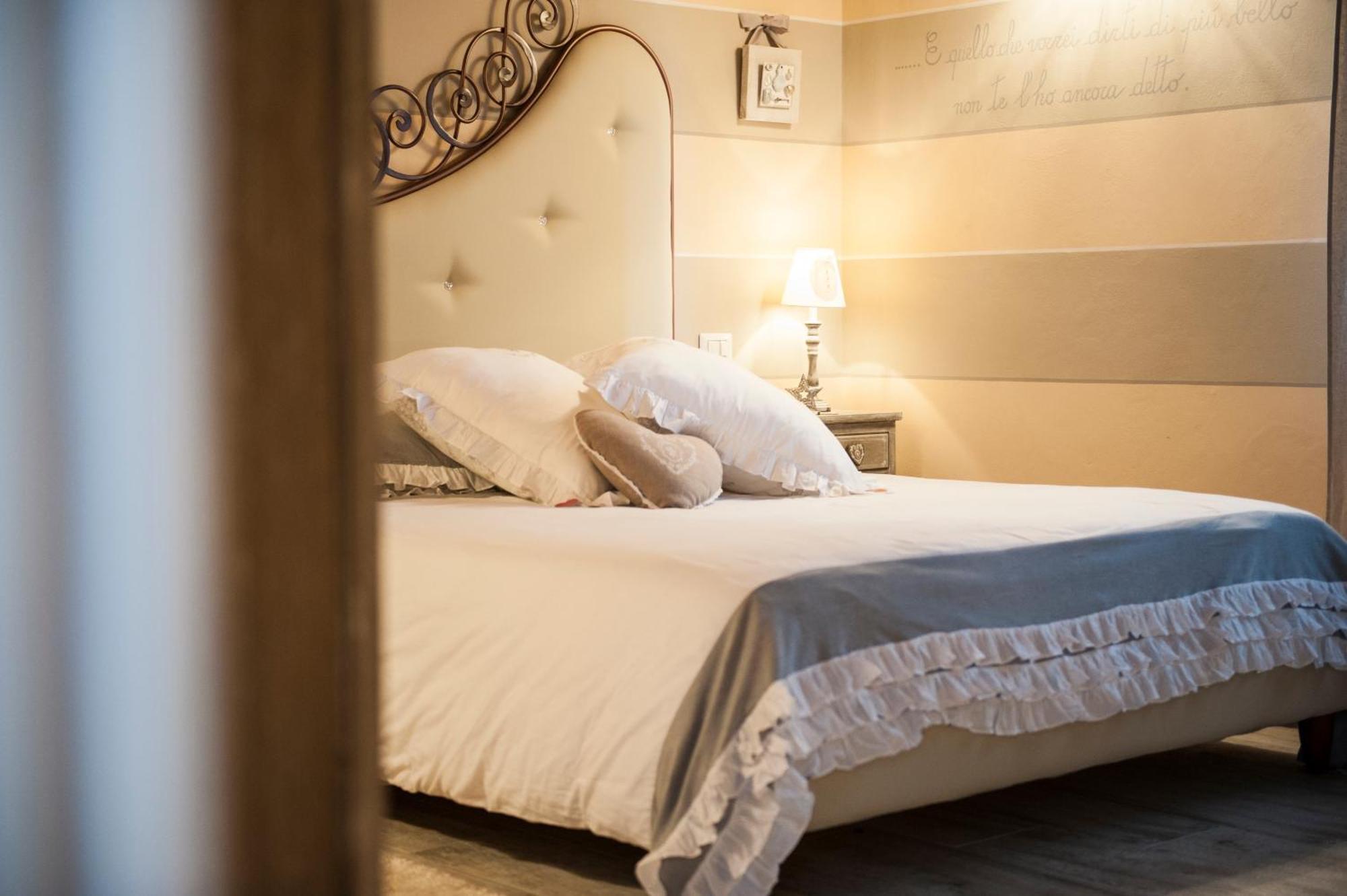 Agriturismo Belagaggio Montefollonico الغرفة الصورة